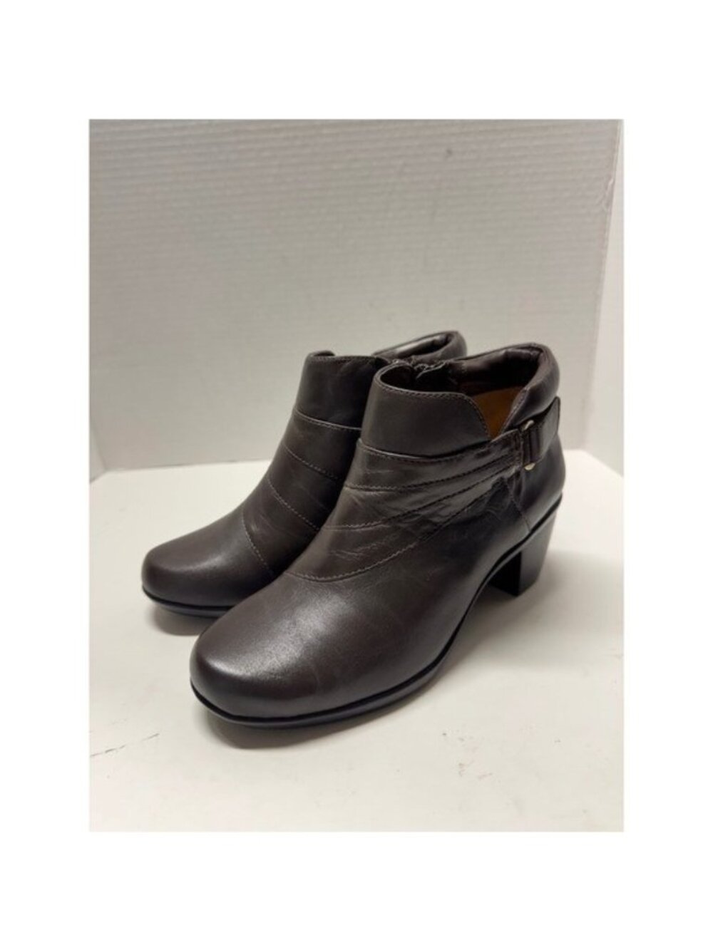 Naturalizer Emilia Brown Leather Ankle Boots Block Heel Side Zip Size 5.5 M